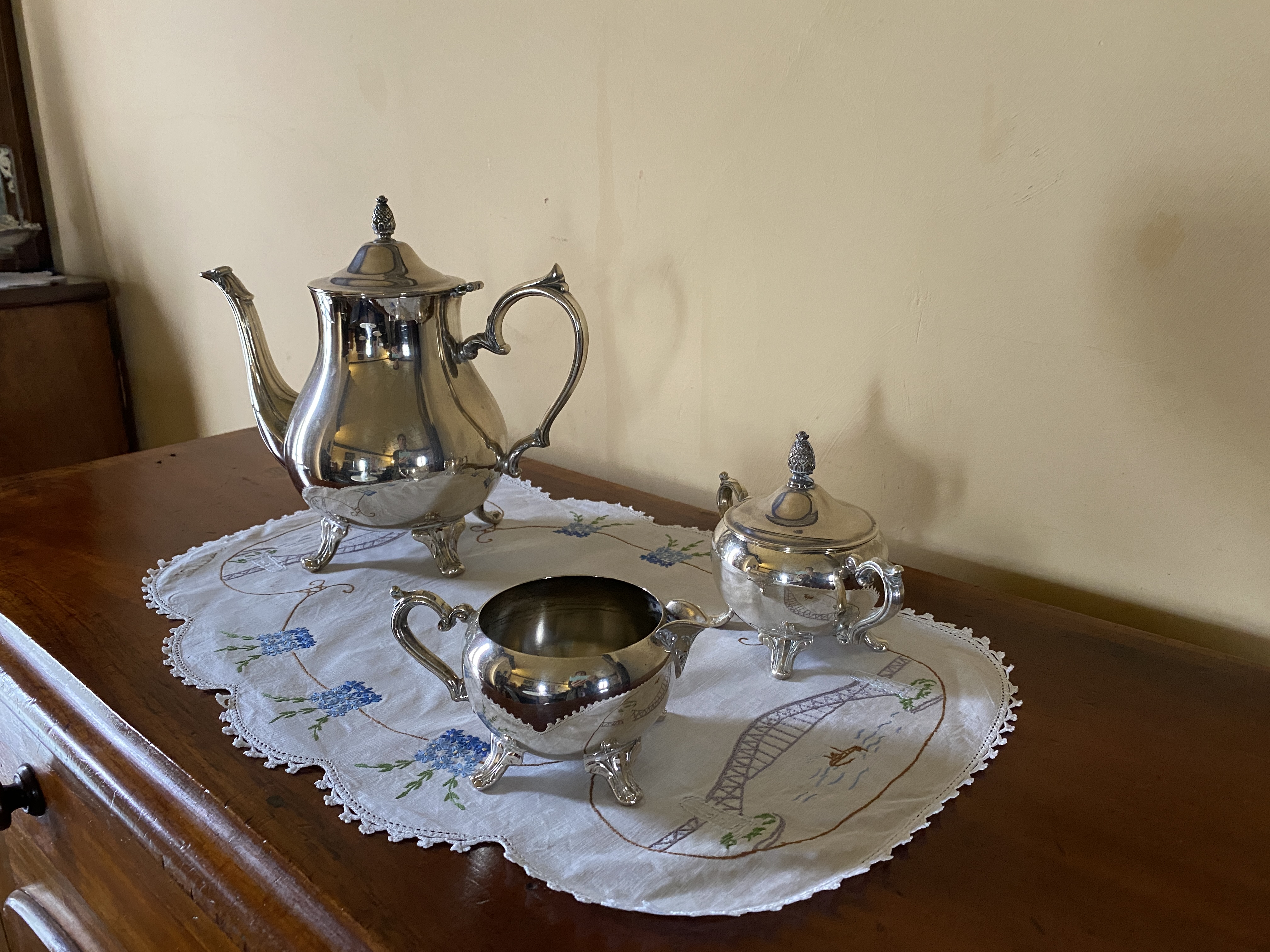 Carnival of Flowers Tour & High Tea